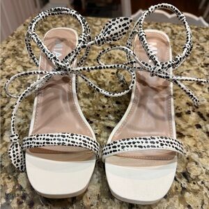 MIA Cream and Black Patterned Sandals